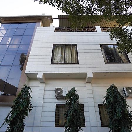 Hotel O R G Farm House Meerut Luaran gambar